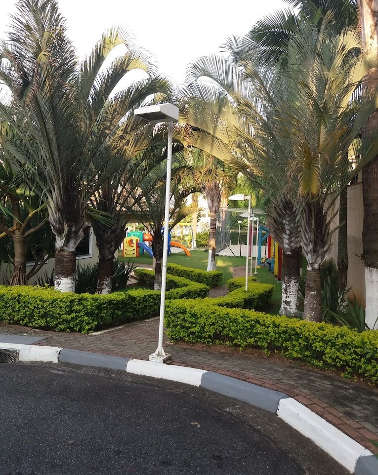 SOBRADO EM CONDOMÍNIO FECHADO- VILA OLIVEIRA SOBRADO EM CONDOMÍNIO FECHADO- VILA OLIVEIRA