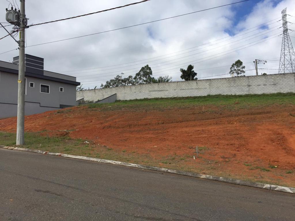 TERRENO/LOTE À VENDA NO CONDOMÍNIO VENEZA TERRENO/LOTE À VENDA NO CONDOMÍNIO VENEZA