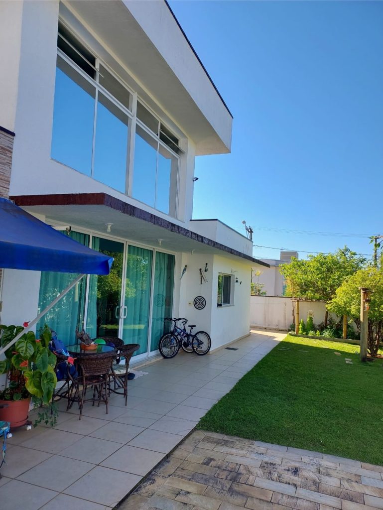 LINDA CASA COM POMAR- CONDOMÍNIO BELLA CITTÀ LINDA CASA COM POMAR- CONDOMÍNIO BELLA CITTÀ