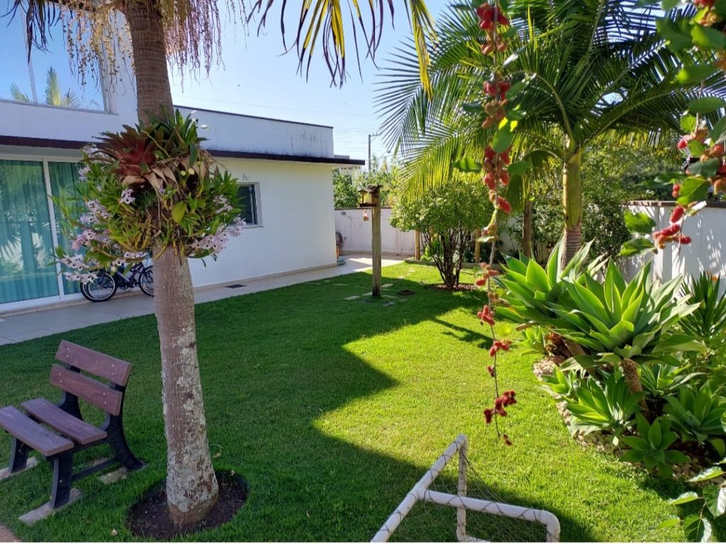 LINDA CASA COM POMAR- CONDOMÍNIO BELLA CITTÀ LINDA CASA COM POMAR- CONDOMÍNIO BELLA CITTÀ