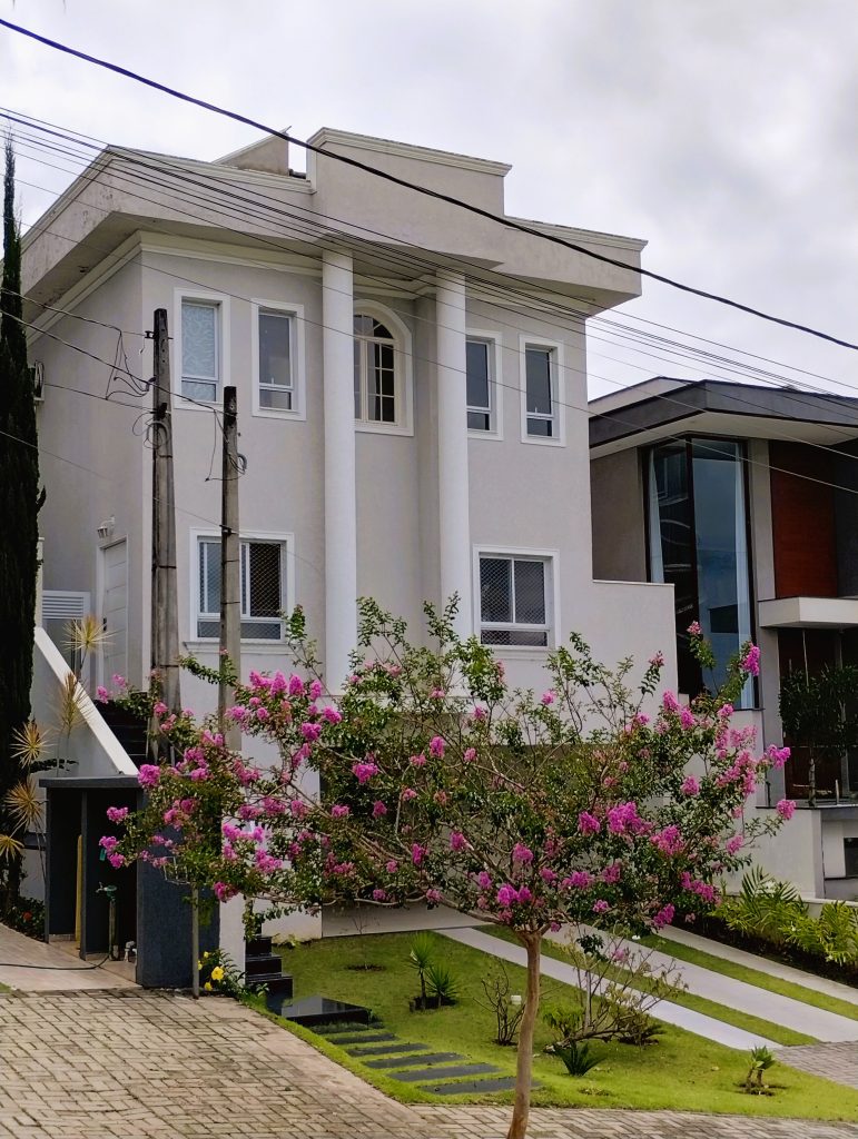 CASA ALTO PADRÃO NO CONDOMÍNIO ARUÃ BRISAS 2 CASA ALTO PADRÃO NO CONDOMÍNIO ARUÃ BRISAS 2