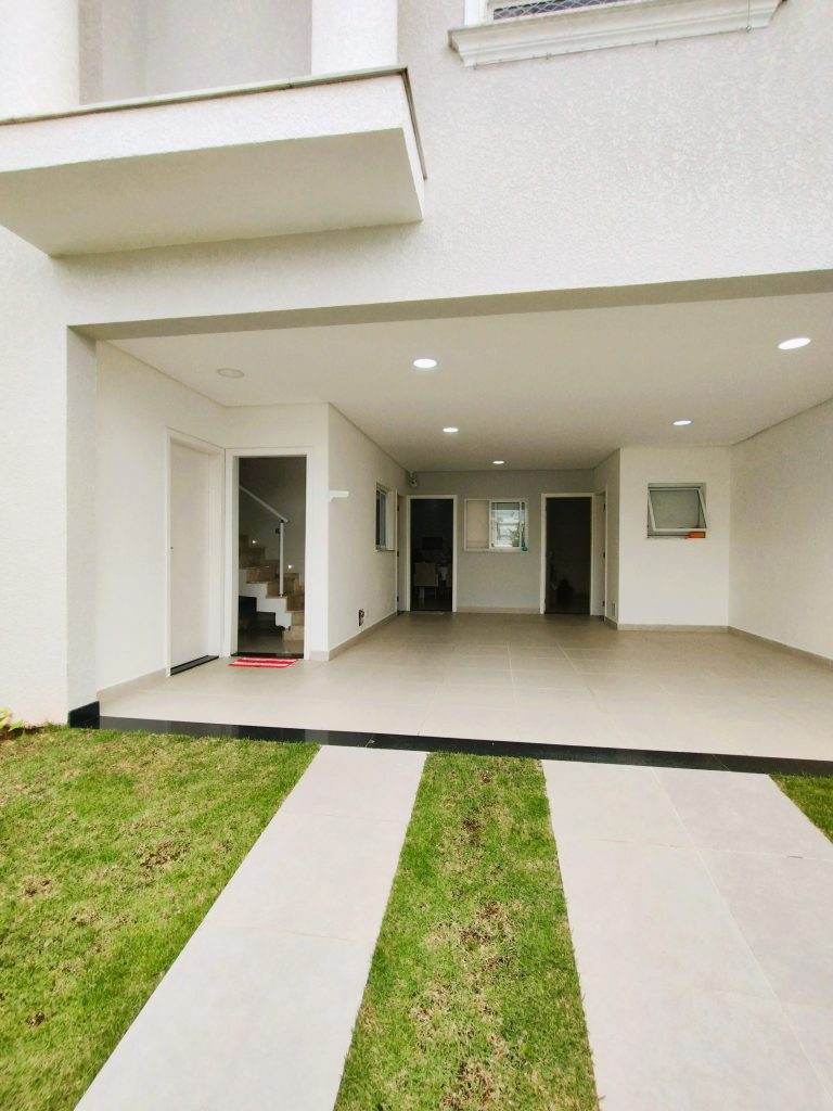 CASA ALTO PADRÃO NO CONDOMÍNIO ARUÃ BRISAS 2 CASA ALTO PADRÃO NO CONDOMÍNIO ARUÃ BRISAS 2