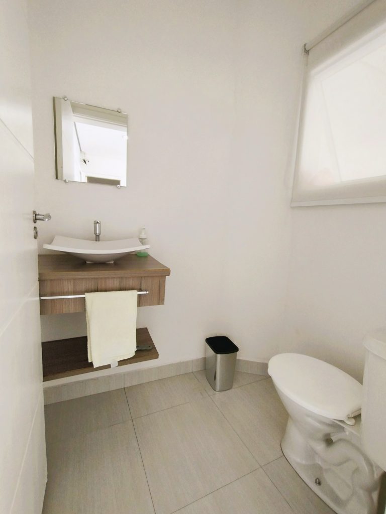 CASA ALTO PADRÃO NO CONDOMÍNIO ARUÃ BRISAS 2 CASA ALTO PADRÃO NO CONDOMÍNIO ARUÃ BRISAS 2