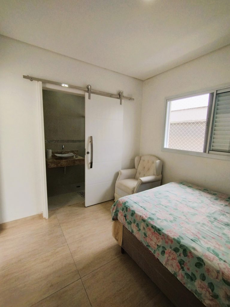 CASA ALTO PADRÃO NO CONDOMÍNIO ARUÃ BRISAS 2 CASA ALTO PADRÃO NO CONDOMÍNIO ARUÃ BRISAS 2