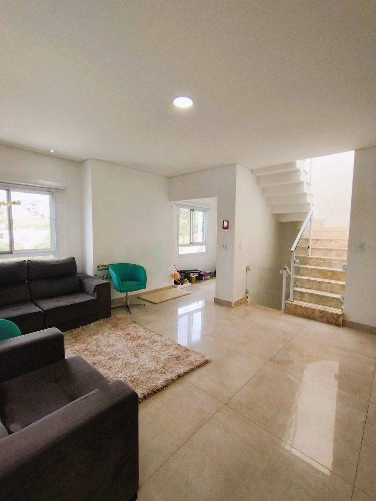 CASA ALTO PADRÃO NO CONDOMÍNIO ARUÃ BRISAS 2 CASA ALTO PADRÃO NO CONDOMÍNIO ARUÃ BRISAS 2