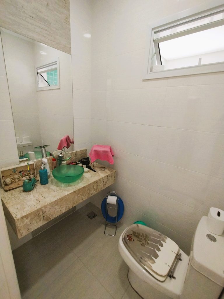 CASA ALTO PADRÃO NO CONDOMÍNIO ARUÃ BRISAS 2 CASA ALTO PADRÃO NO CONDOMÍNIO ARUÃ BRISAS 2