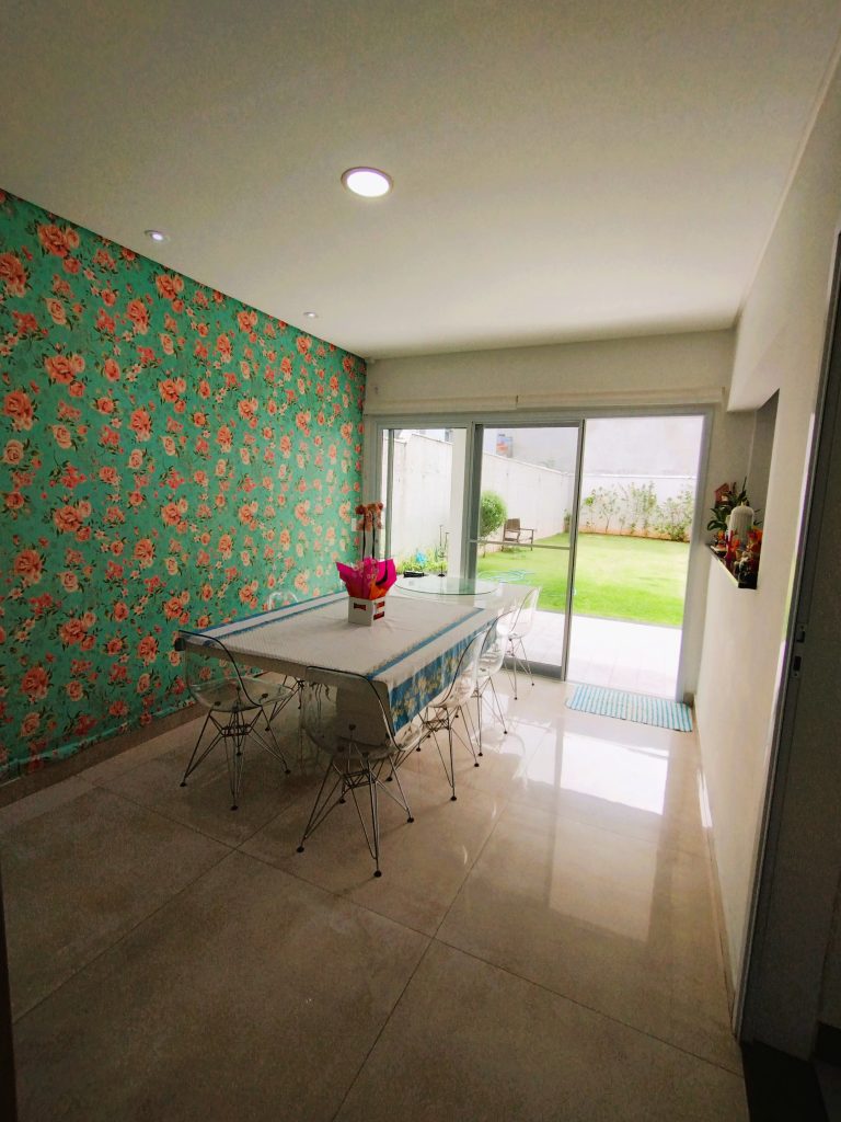 CASA ALTO PADRÃO NO CONDOMÍNIO ARUÃ BRISAS 2 CASA ALTO PADRÃO NO CONDOMÍNIO ARUÃ BRISAS 2