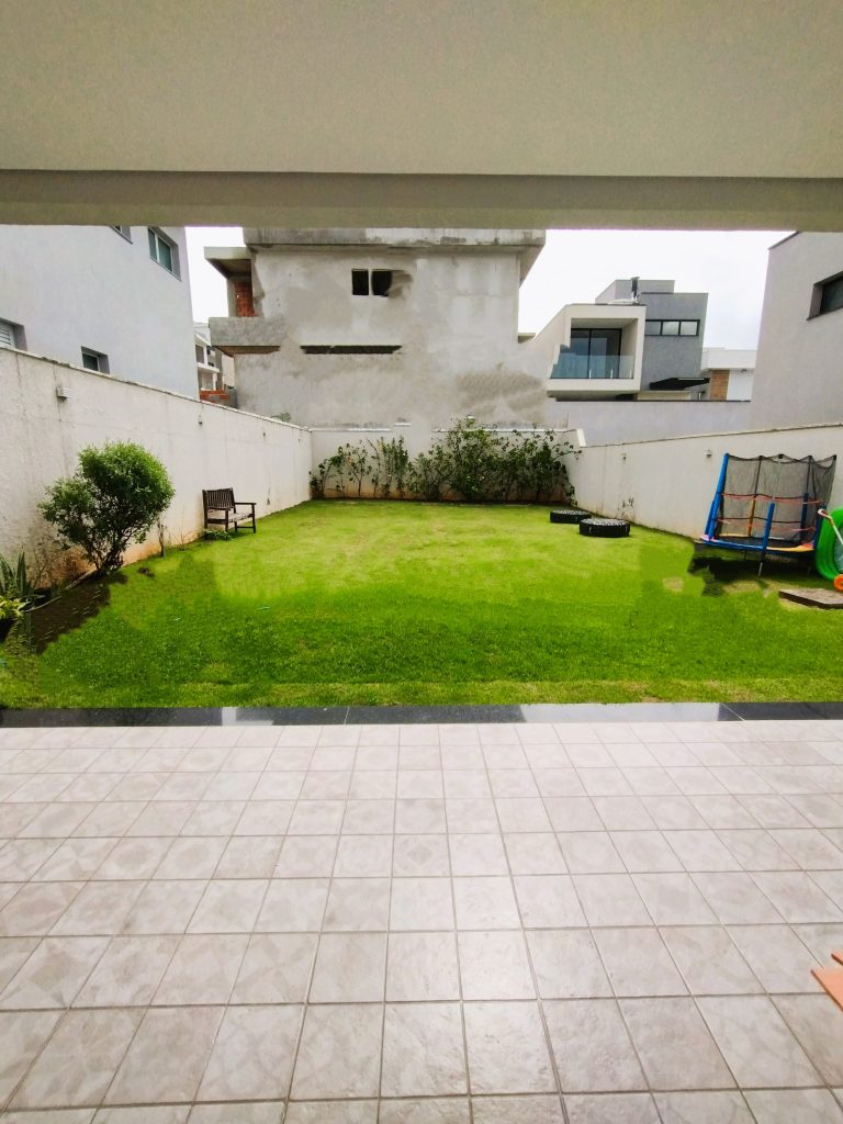 CASA ALTO PADRÃO NO CONDOMÍNIO ARUÃ BRISAS 2 CASA ALTO PADRÃO NO CONDOMÍNIO ARUÃ BRISAS 2