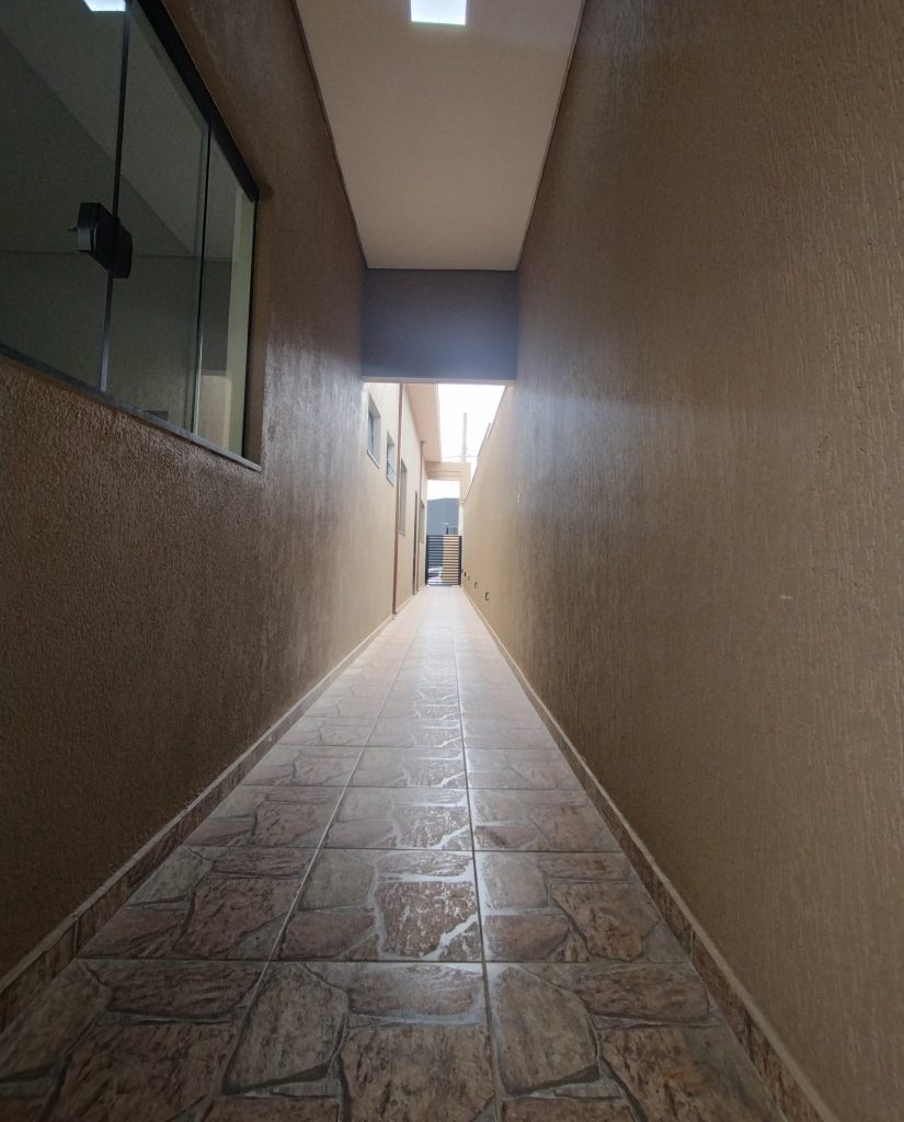 CASA TÉRREA SENSACIONAL À VENDA NO CONDOMÍNIO VENEZA