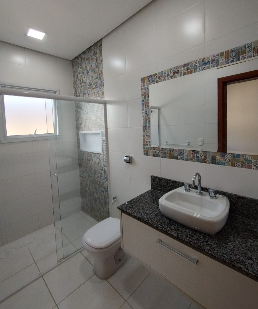CASA APAIXONANTE À VENDA NO CONDOMÍNIO ARUÃ BRISAS CASA APAIXONANTE À VENDA NO CONDOMÍNIO ARUÃ BRISAS