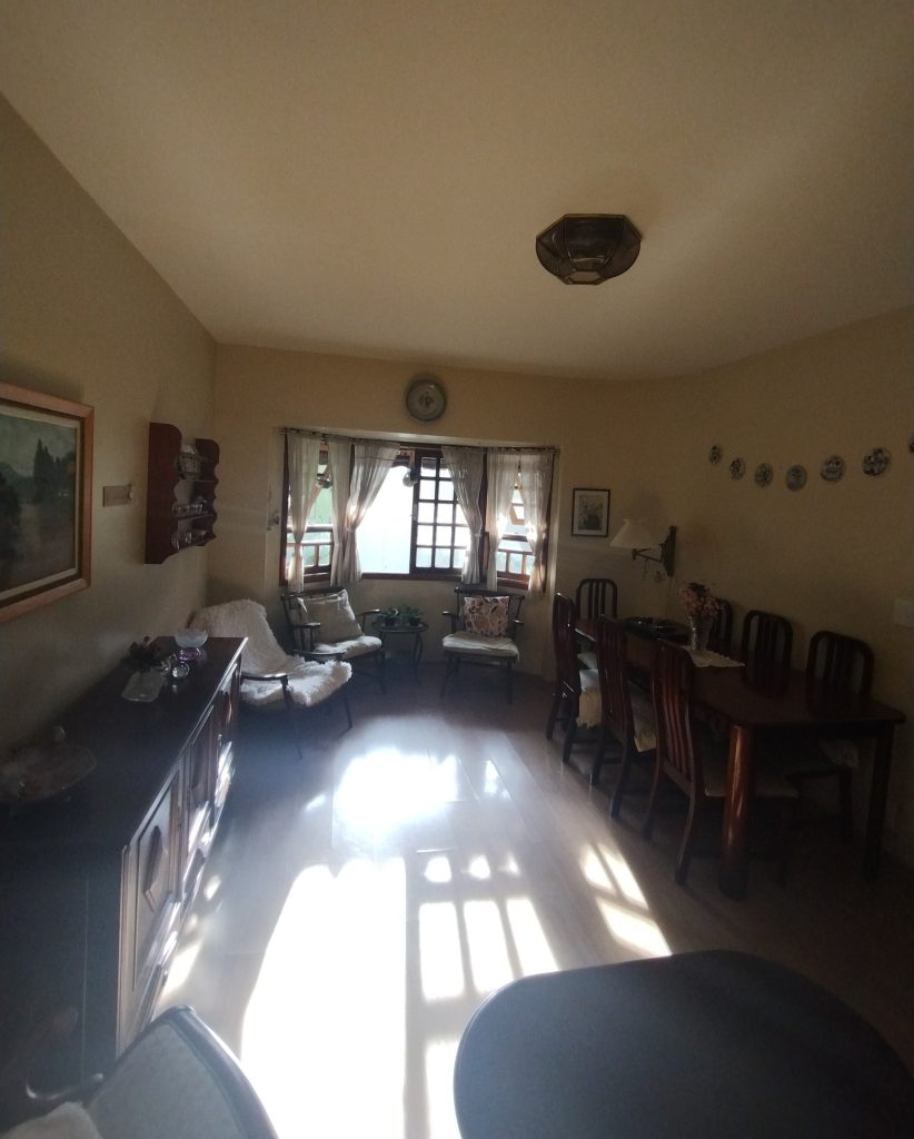 CASA COMERCIAL- VILA OLIVEIRA À VENDA CASA COMERCIAL- VILA OLIVEIRA À VENDA