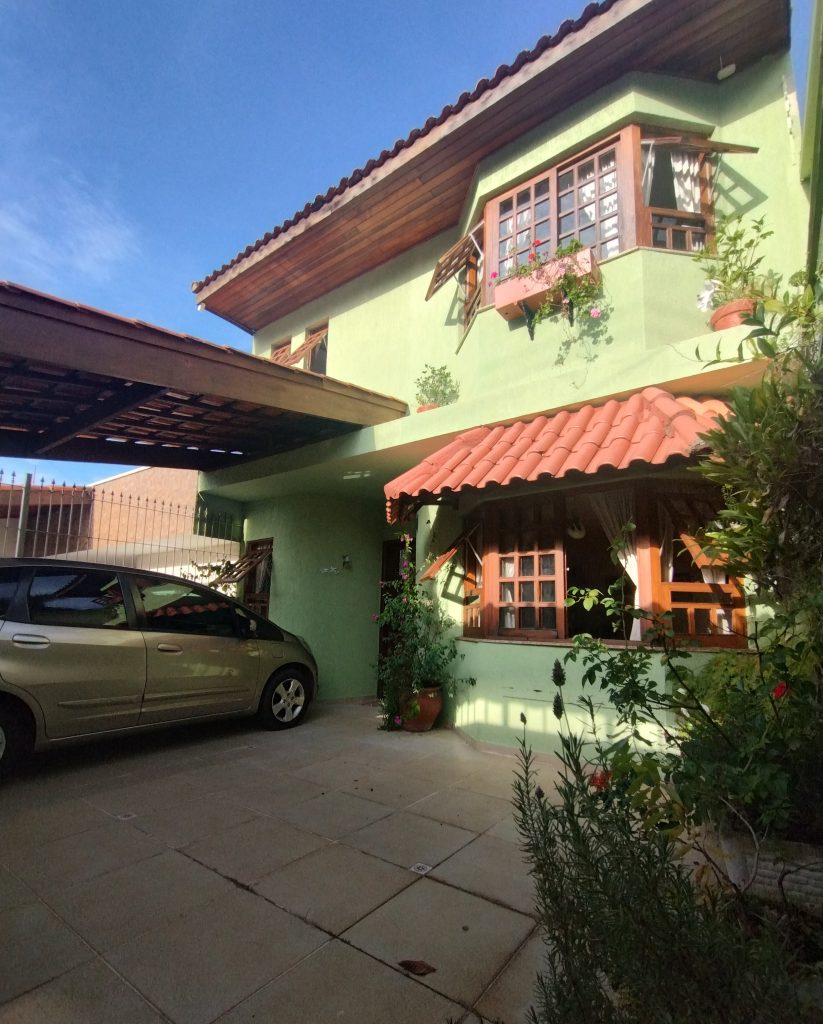 CASA COMERCIAL- VILA OLIVEIRA À VENDA CASA COMERCIAL- VILA OLIVEIRA À VENDA