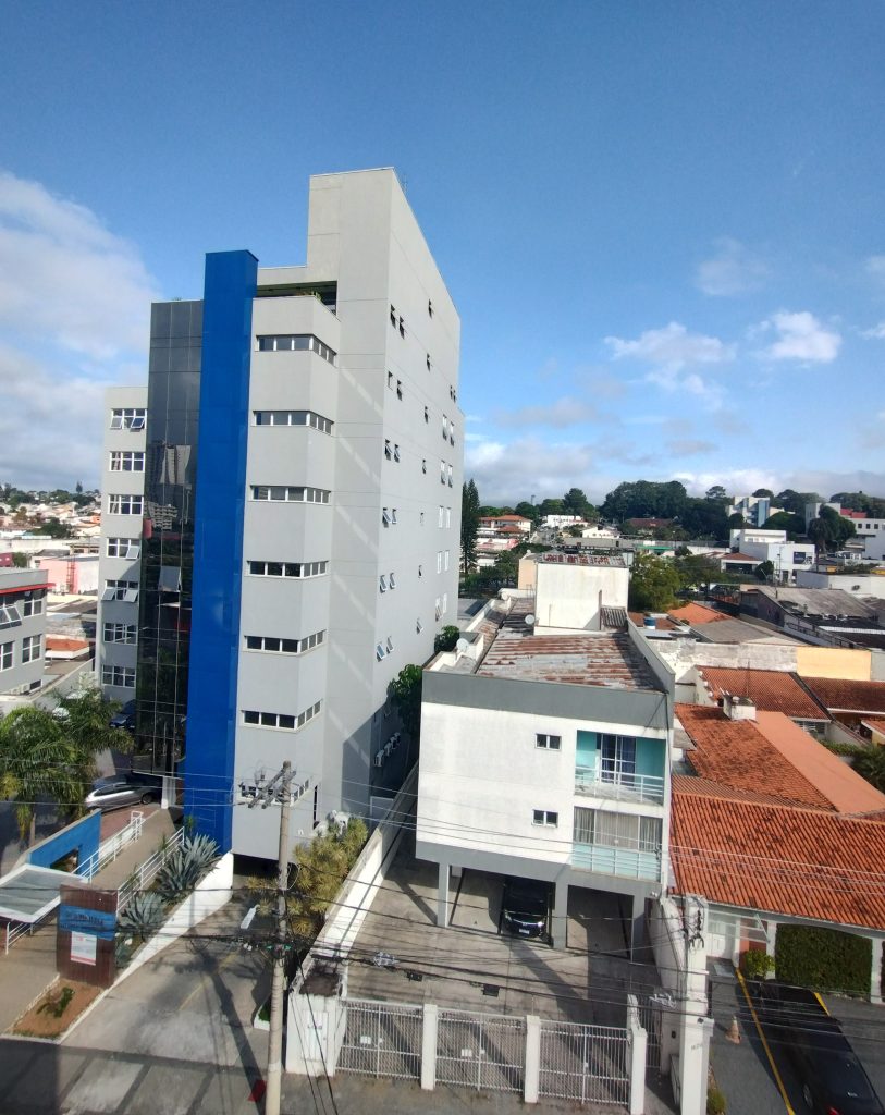LOCAÇÃO PRÉDIO COMERCIAL 1.500M² – 4 PAVIMENTOS LOCAÇÃO PRÉDIO COMERCIAL 1.500M² – 4 PAVIMENTOS