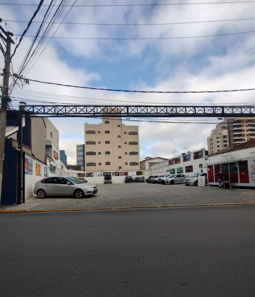 LOCAÇÃO PRÉDIO COMERCIAL 1.500M² – 4 PAVIMENTOS LOCAÇÃO PRÉDIO COMERCIAL 1.500M² – 4 PAVIMENTOS