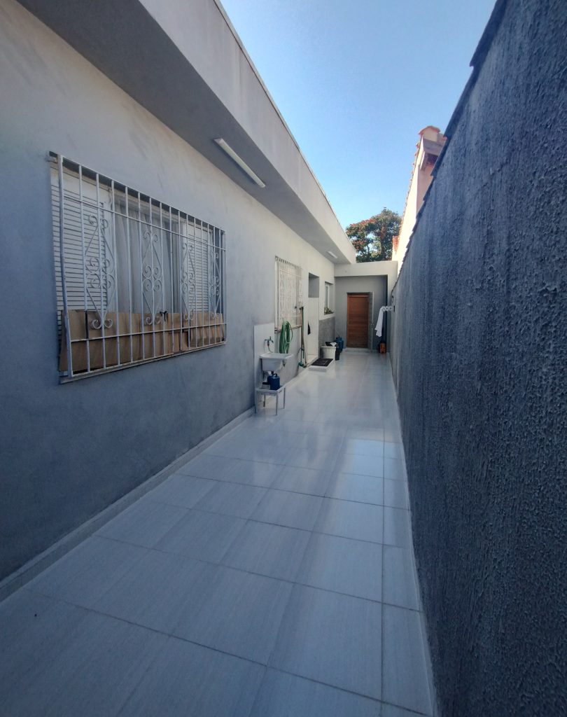 CASA TÉRREA COM 3 DORMITÓRIOS – VILA OLIVEIRA CASA TÉRREA COM 3 DORMITÓRIOS – VILA OLIVEIRA