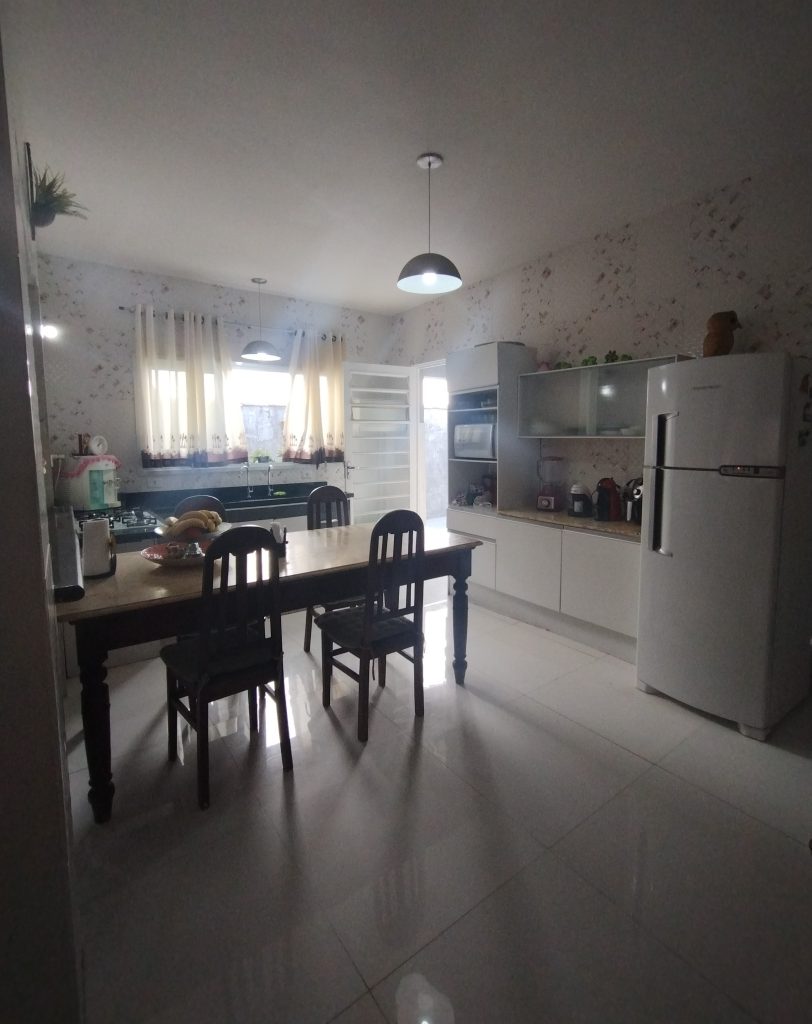 CASA TÉRREA COM 3 DORMITÓRIOS – VILA OLIVEIRA CASA TÉRREA COM 3 DORMITÓRIOS – VILA OLIVEIRA