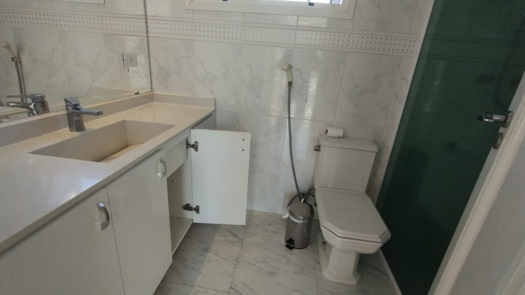 LINDO SOBRADO 4 DORM. – CONDOMÍNIO ARUÃ LINDO SOBRADO 4 DORM. – CONDOMÍNIO ARUÃ