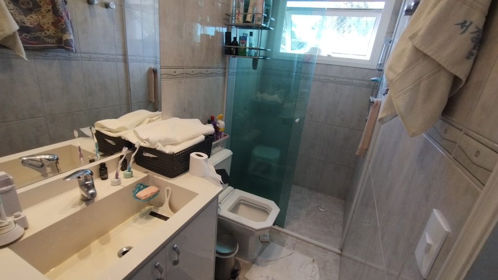 LINDO SOBRADO 4 DORM. – CONDOMÍNIO ARUÃ LINDO SOBRADO 4 DORM. – CONDOMÍNIO ARUÃ