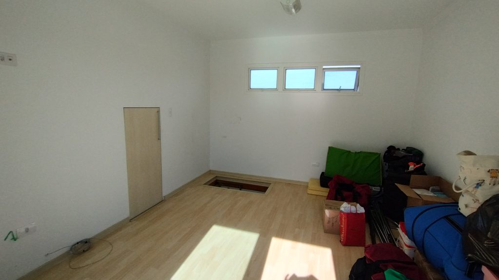 LINDO SOBRADO 4 DORM. – CONDOMÍNIO ARUÃ LINDO SOBRADO 4 DORM. – CONDOMÍNIO ARUÃ