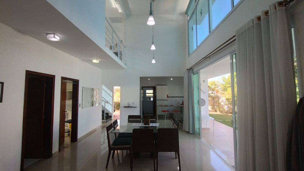 LINDA CASA COM POMAR- CONDOMÍNIO BELLA CITTÀ LINDA CASA COM POMAR- CONDOMÍNIO BELLA CITTÀ