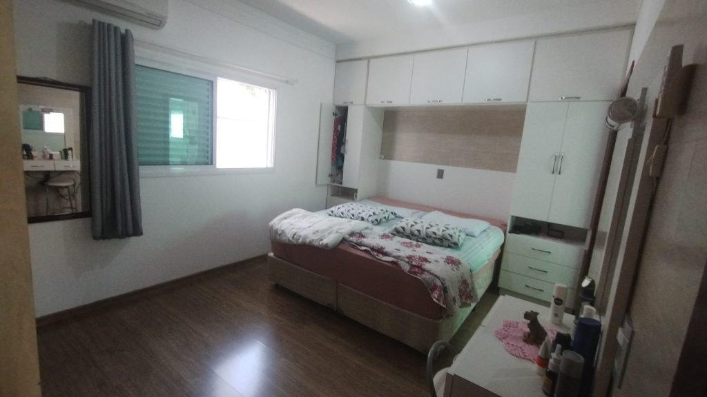 LINDA CASA COM POMAR- CONDOMÍNIO BELLA CITTÀ LINDA CASA COM POMAR- CONDOMÍNIO BELLA CITTÀ