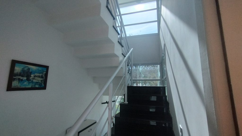 LINDA CASA COM POMAR- CONDOMÍNIO BELLA CITTÀ LINDA CASA COM POMAR- CONDOMÍNIO BELLA CITTÀ
