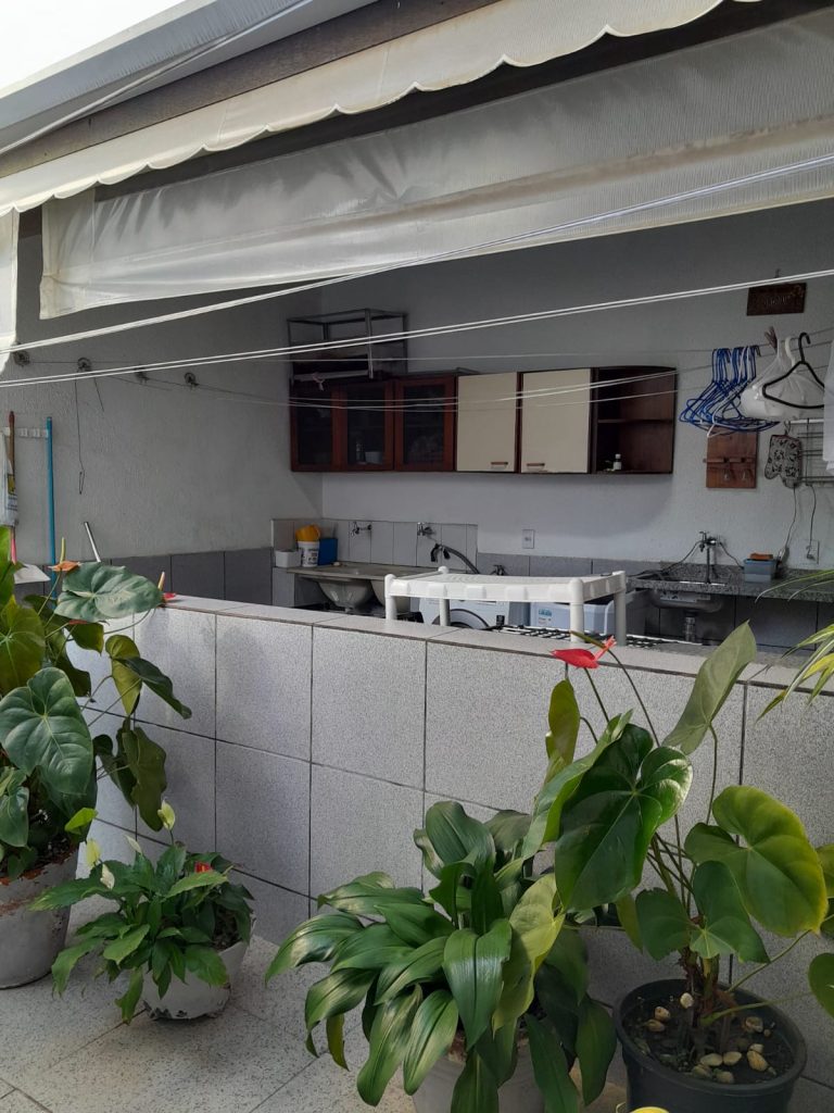 SOBRADO ESPAÇOSO À VENDA EM VILA NOVA CINTRA – MOGI DAS CRUZES/SP SOBRADO ESPAÇOSO À VENDA EM VILA NOVA CINTRA – MOGI DAS CRUZES/SP