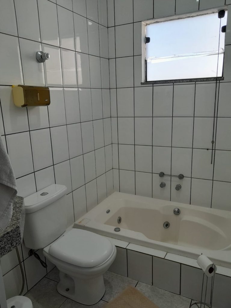 SOBRADO ESPAÇOSO À VENDA EM VILA NOVA CINTRA – MOGI DAS CRUZES/SP SOBRADO ESPAÇOSO À VENDA EM VILA NOVA CINTRA – MOGI DAS CRUZES/SP