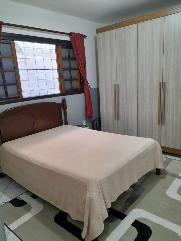 SOBRADO ESPAÇOSO À VENDA EM VILA NOVA CINTRA – MOGI DAS CRUZES/SP SOBRADO ESPAÇOSO À VENDA EM VILA NOVA CINTRA – MOGI DAS CRUZES/SP