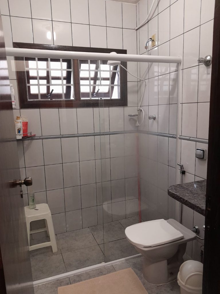 SOBRADO ESPAÇOSO À VENDA EM VILA NOVA CINTRA – MOGI DAS CRUZES/SP SOBRADO ESPAÇOSO À VENDA EM VILA NOVA CINTRA – MOGI DAS CRUZES/SP
