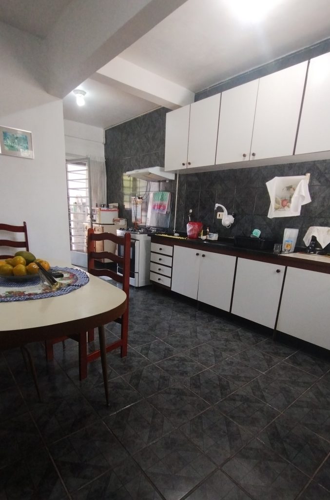 🏡 CASA À VENDA NA VILA DA PRATA – R$ 400.000 🏡 🏡 CASA À VENDA NA VILA DA PRATA – R$ 400.000 🏡