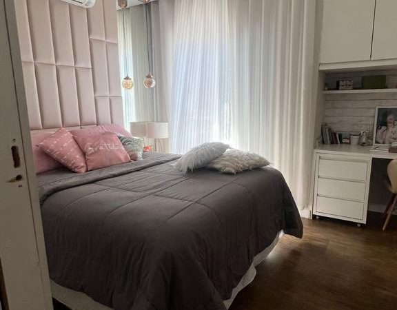 CASA EM CONDOMÍNIO FECHADO-  VILA OLIVEIRA- 128m²