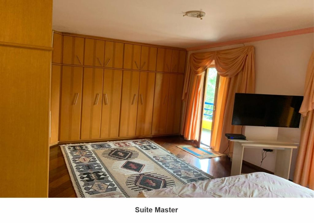 CASA FENOMENAL C/ 4 DORM. – CONDOMÍNIO ARUÃ CASA FENOMENAL C/ 4 DORM. – CONDOMÍNIO ARUÃ