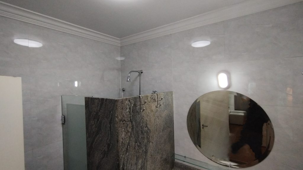 CASA TÉRREA ESPETACULAR À VENDA PRÓXIMA AO CENTRO DE MOGI DAS CRUZES