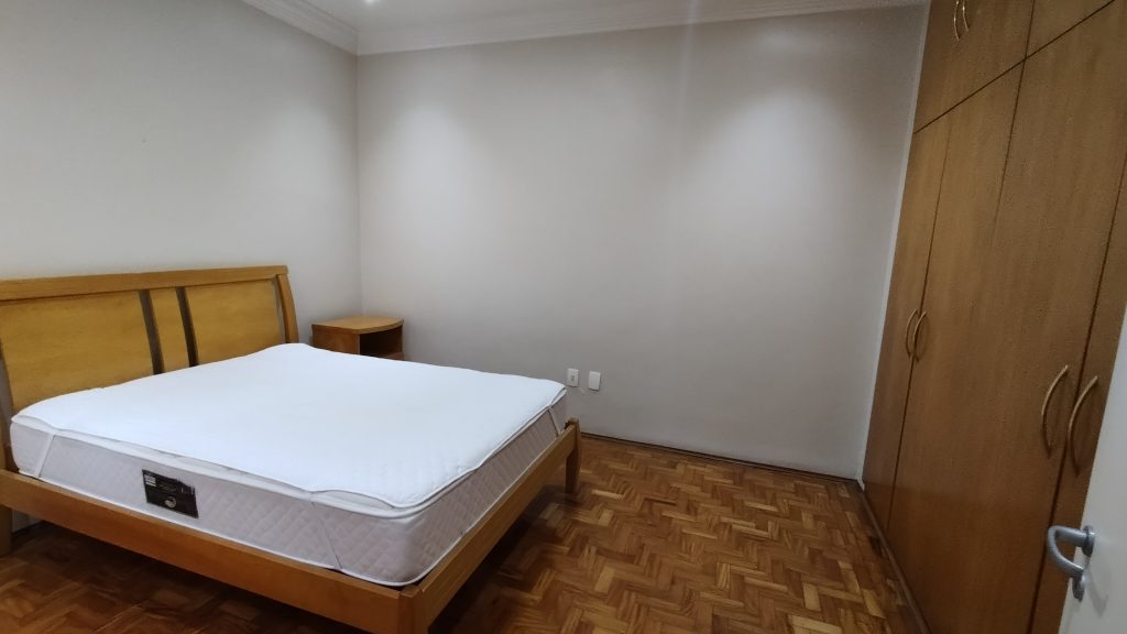 CASA TÉRREA ESPETACULAR À VENDA PRÓXIMA AO CENTRO DE MOGI DAS CRUZES