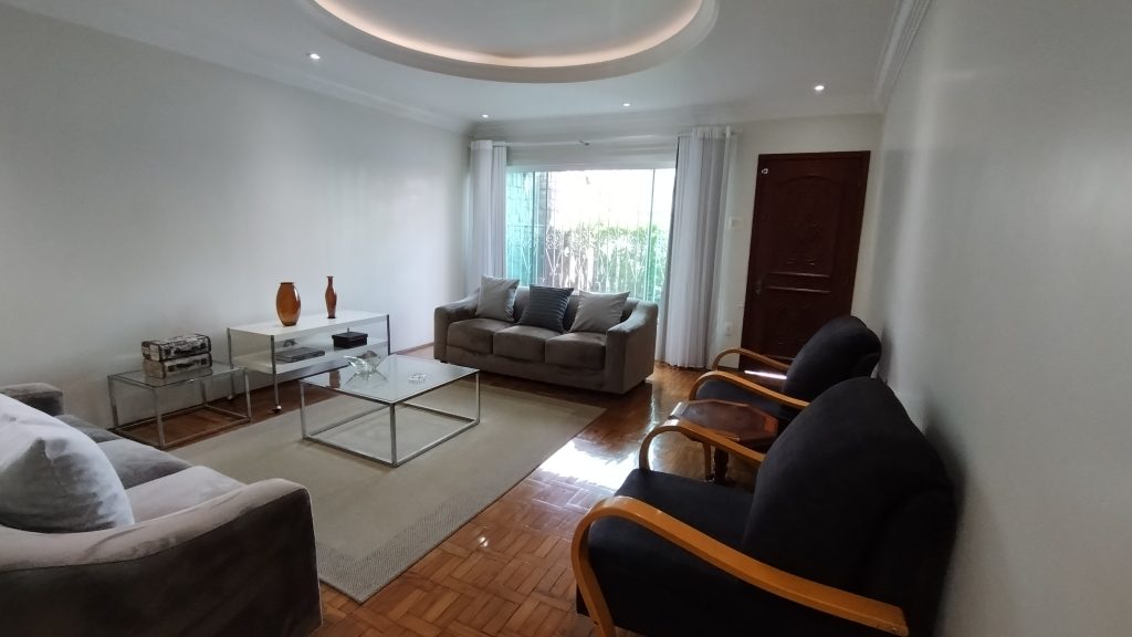 CASA TÉRREA ESPETACULAR À VENDA PRÓXIMA AO CENTRO DE MOGI DAS CRUZES