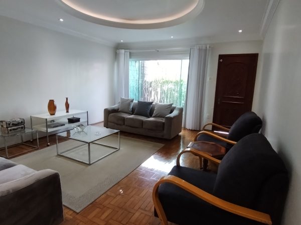 CASA TÉRREA ESPETACULAR À VENDA PRÓXIMA AO CENTRO DE MOGI DAS CRUZES