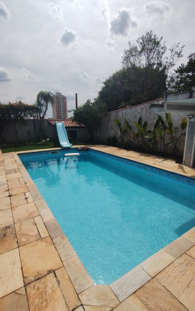CASA ESPAÇOSA COM PISCINA E EDÍCULA NO MOGI MODERNO CASA ESPAÇOSA COM PISCINA E EDÍCULA NO MOGI MODERNO