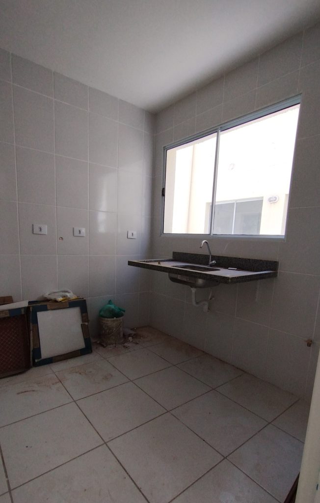 SOBRADO NOVO EM CONDOMÍNIO FECHADO SOBRADO NOVO EM CONDOMÍNIO FECHADO