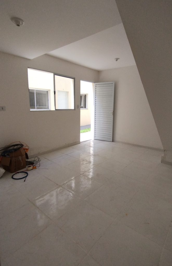 SOBRADO NOVO EM CONDOMÍNIO FECHADO SOBRADO NOVO EM CONDOMÍNIO FECHADO