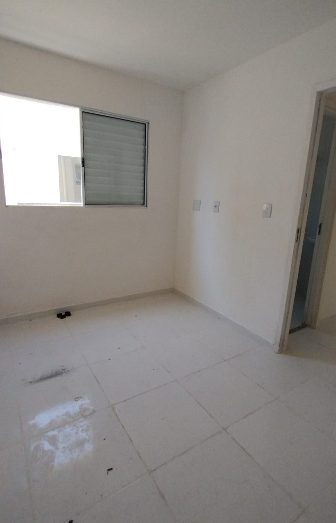 SOBRADO NOVO EM CONDOMÍNIO FECHADO SOBRADO NOVO EM CONDOMÍNIO FECHADO