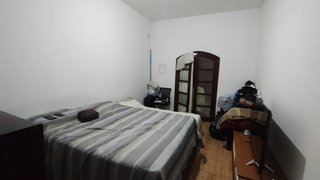 Sobrado Amplo Comercial ou Residencial- Av. São Paulo- Vl. Oliveira Sobrado Amplo Comercial ou Residencial- Av. São Paulo- Vl. Oliveira