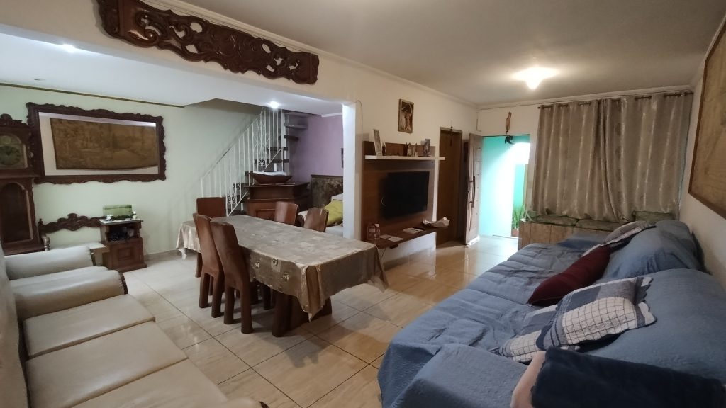 Sobrado Amplo Comercial ou Residencial- Av. São Paulo- Vl. Oliveira Sobrado Amplo Comercial ou Residencial- Av. São Paulo- Vl. Oliveira