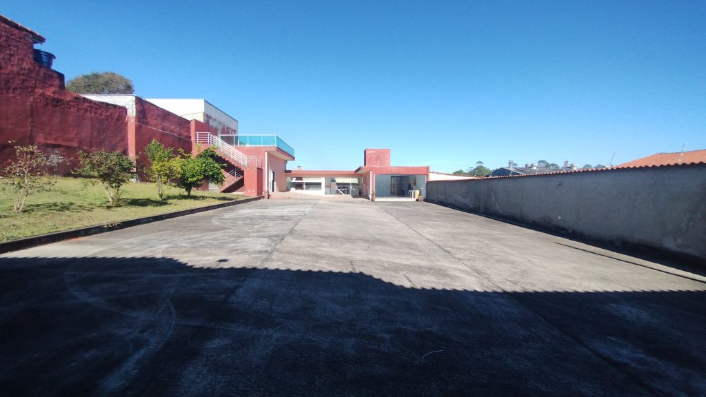 Área Multifuncional / Salão de Festas com Terreno de 1.000 m² Área Multifuncional / Salão de Festas com Terreno de 1.000 m²