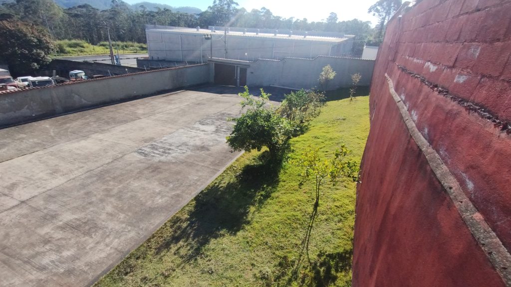 Área Multifuncional / Salão de Festas com Terreno de 1.000 m² Área Multifuncional / Salão de Festas com Terreno de 1.000 m²