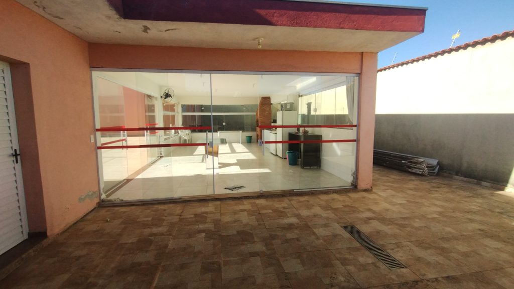 Área Multifuncional / Salão de Festas com Terreno de 1.000 m² Área Multifuncional / Salão de Festas com Terreno de 1.000 m²