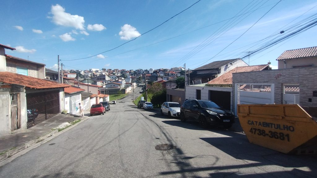 Sobrado Moderno e Completo com 3 dormitórios – Jardim Camila Sobrado Moderno e Completo com 3 dormitórios – Jardim Camila